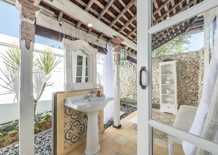 Sol Lila Bali Canggu